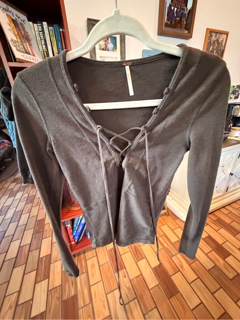Long-Sleeve Lace-Up V-Neck Women's Top - Brown